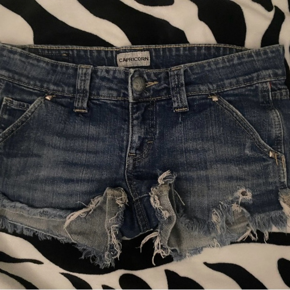 Aprico Women's Blue Denim Shorts